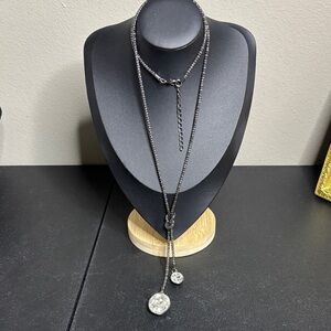 Gunmetal Lariat Necklace with Drop Crystal Pendants